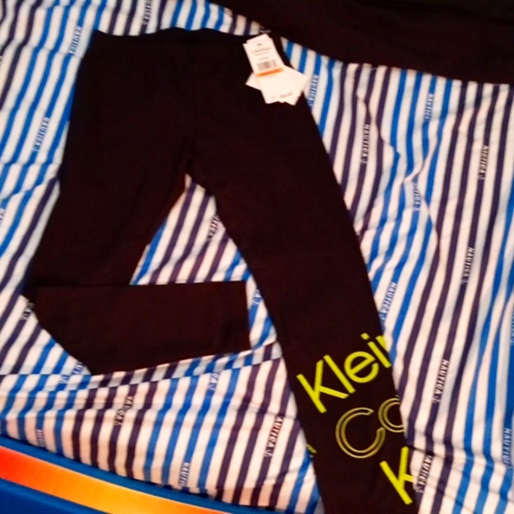 NWT Calvin Klein Performance leggings